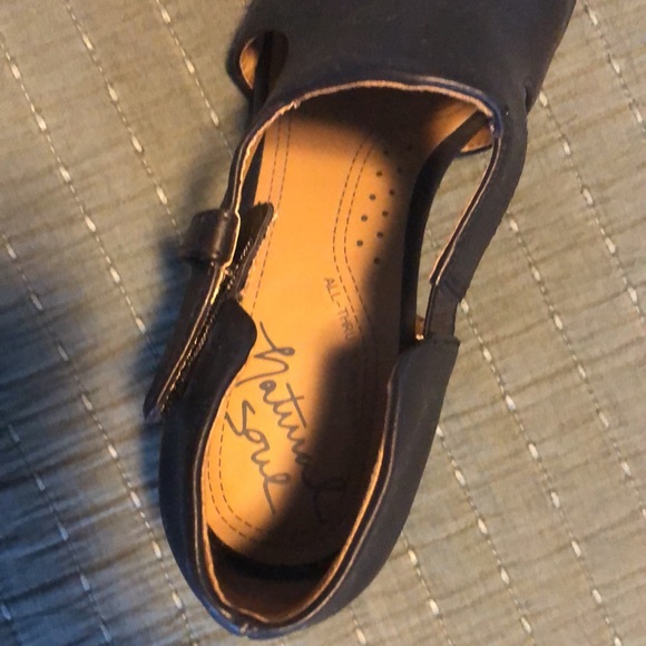 NATURAL SOUL SHOES- BLACK & TAN - Picture 9 of 16